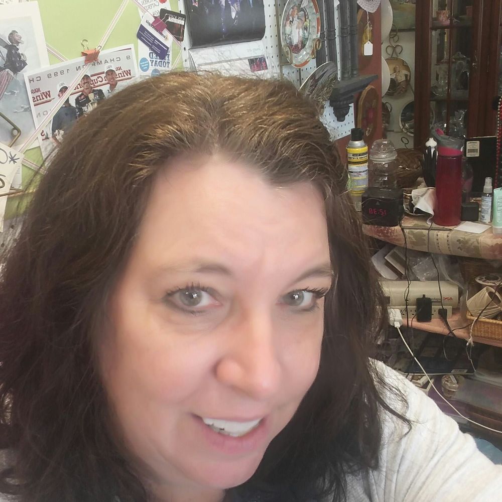 Meet your Posher, Lisa